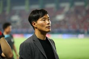 九游app最新版下载安装-沪媒：河南与南基一像“凑合过日子”的夫妻 若换帅可选本土老帅