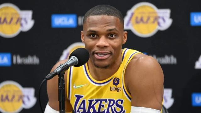 九游app最新版下载安装-韦少新赛季应担任替补？哈姆：他和贝弗利能共存